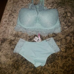 NWT - victorias secret set 34D/S
